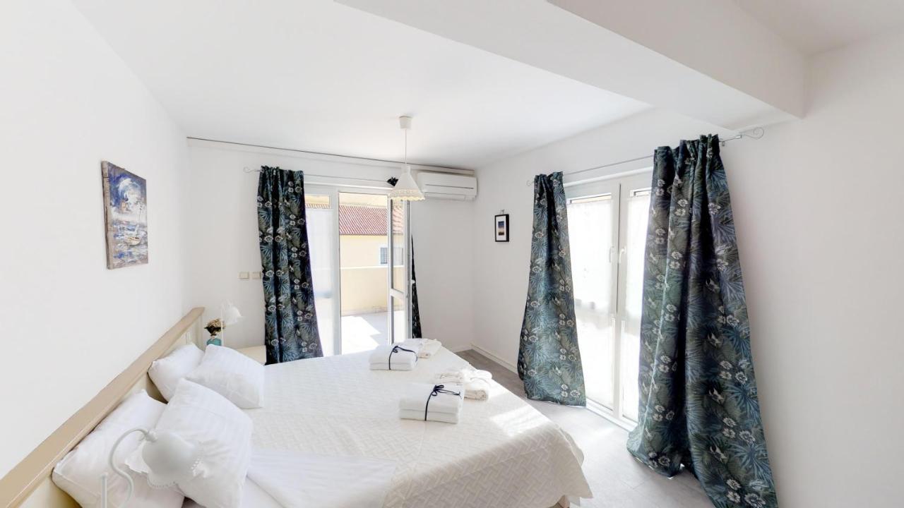 Stella Deluxe Superior 5 Star Apartment, Your Piece Of Heaven By The Sea & Park, With Sea View Novigrad Istria Extérieur photo